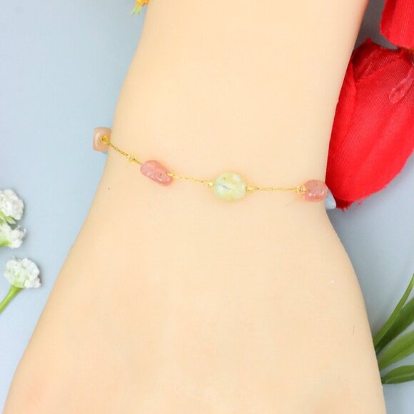 "Elegant & Trendy Bracelet, A Perfect Gift for Women, Thoughtful, EVCH1029 - Picture 2 of 11